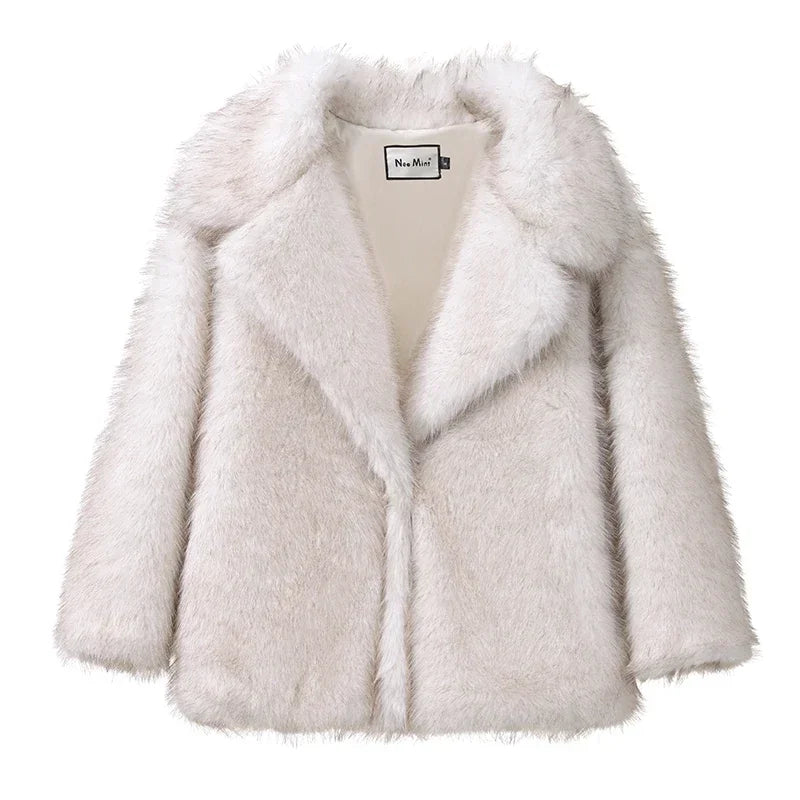 Manteau en fausse fourrure duveteuse Chantal
