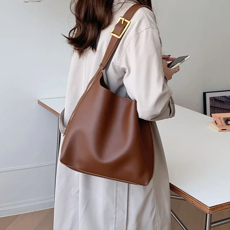 Sac seau avec pochette Ginette