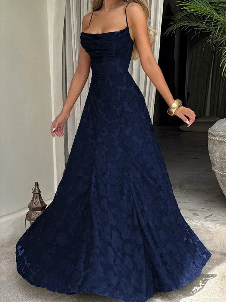 Robe longue brodée de fleurs Micheline