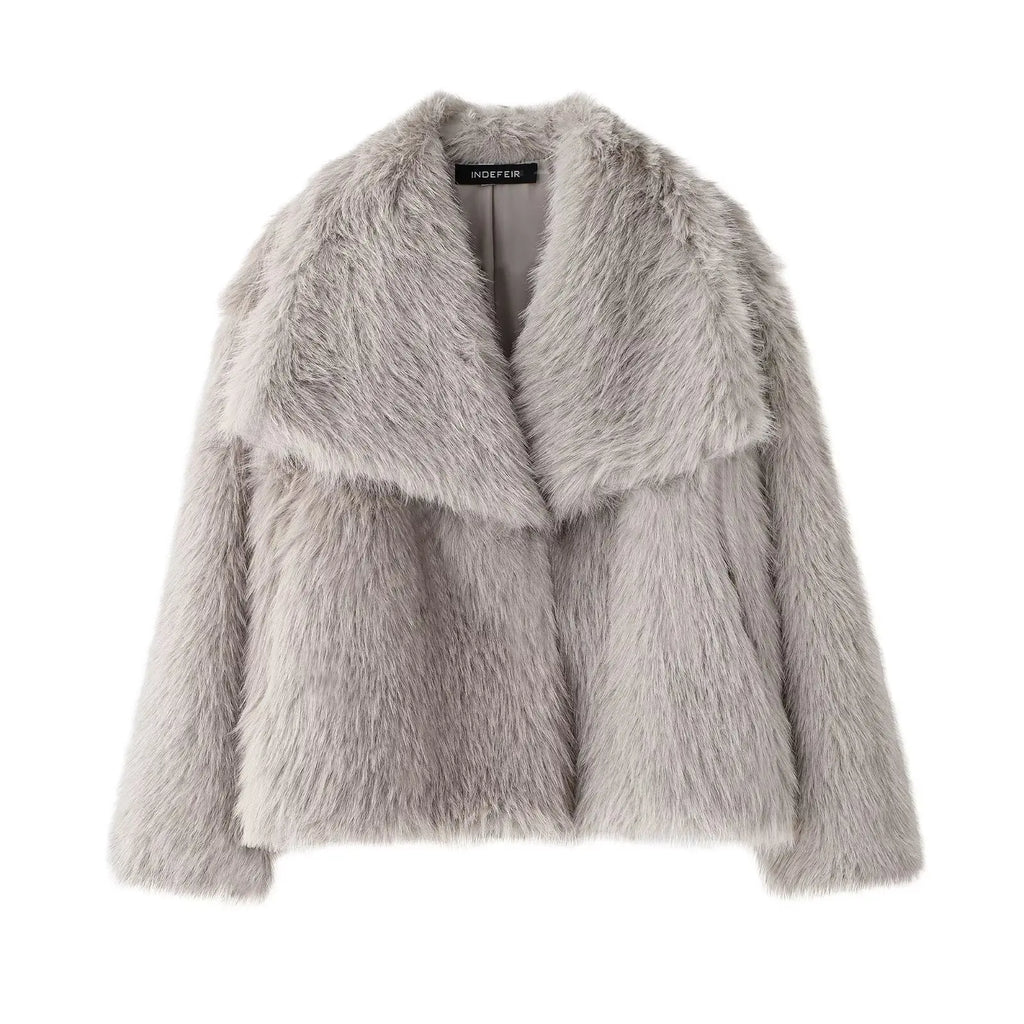 Veste courte en fausse fourrure Claudia
