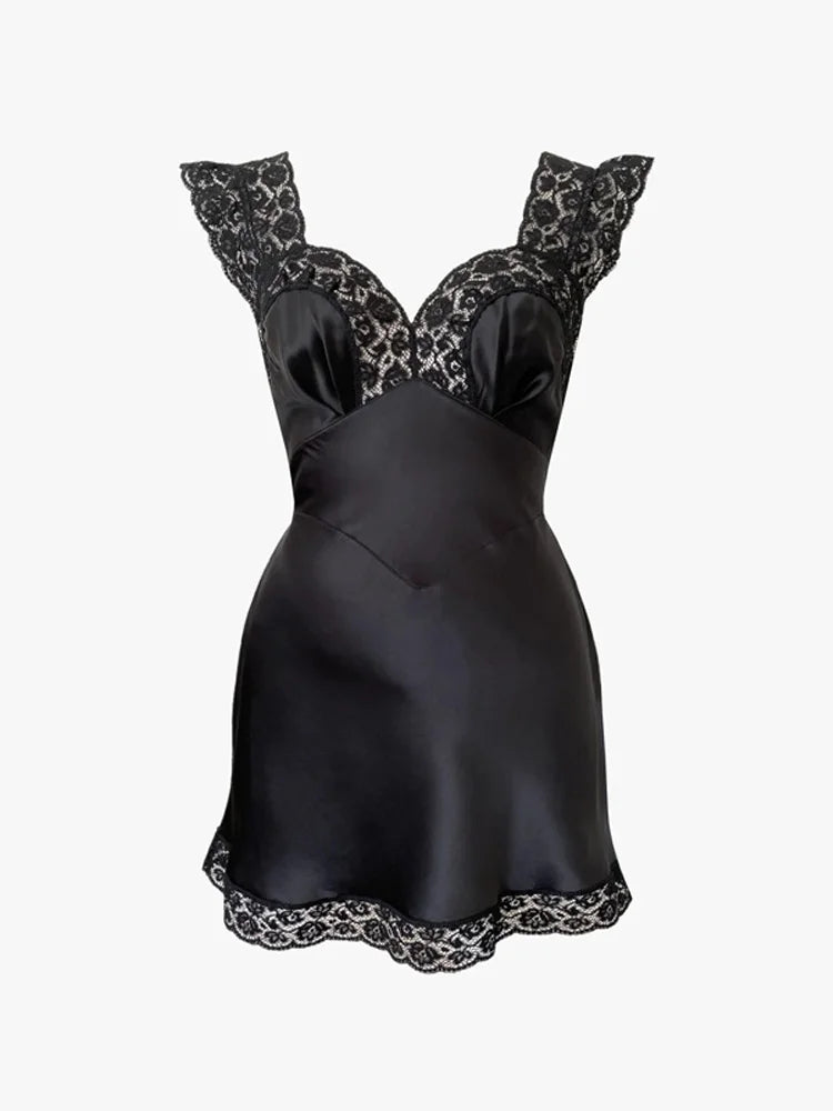 Robe longue en satin et dentelle Victoire