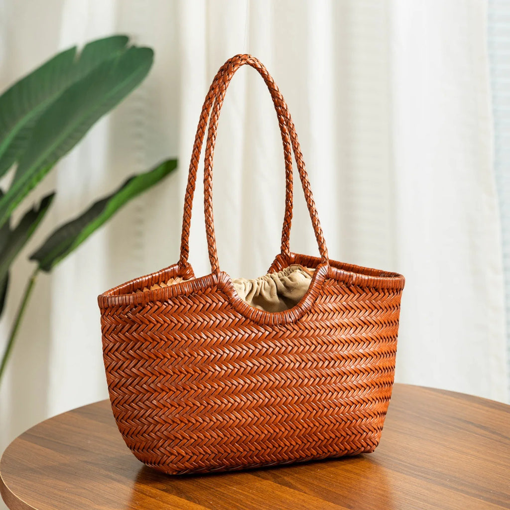 Panier tressé effet cuir Laetitia