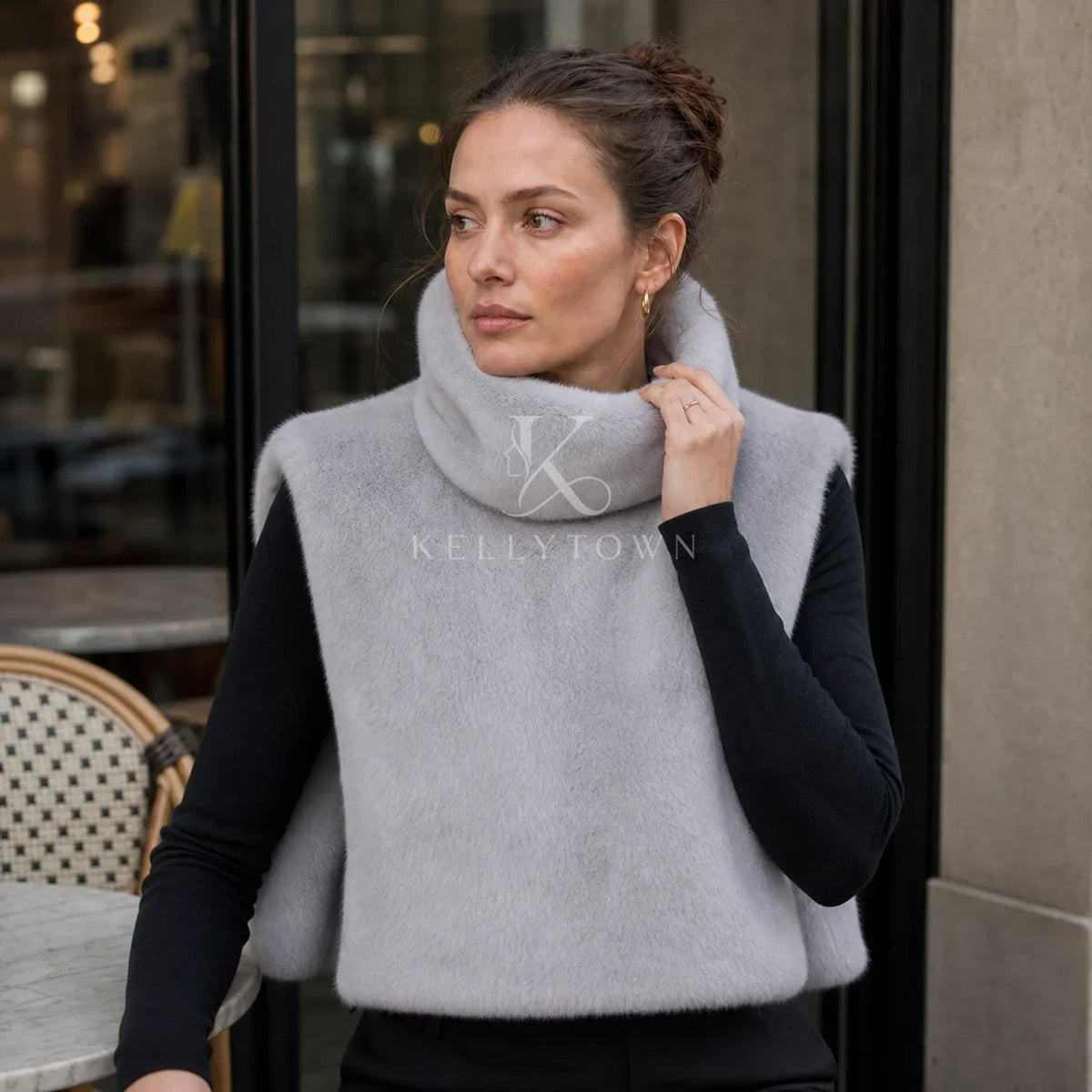 Gilet court col roulé en fausse fourrure Eugénie