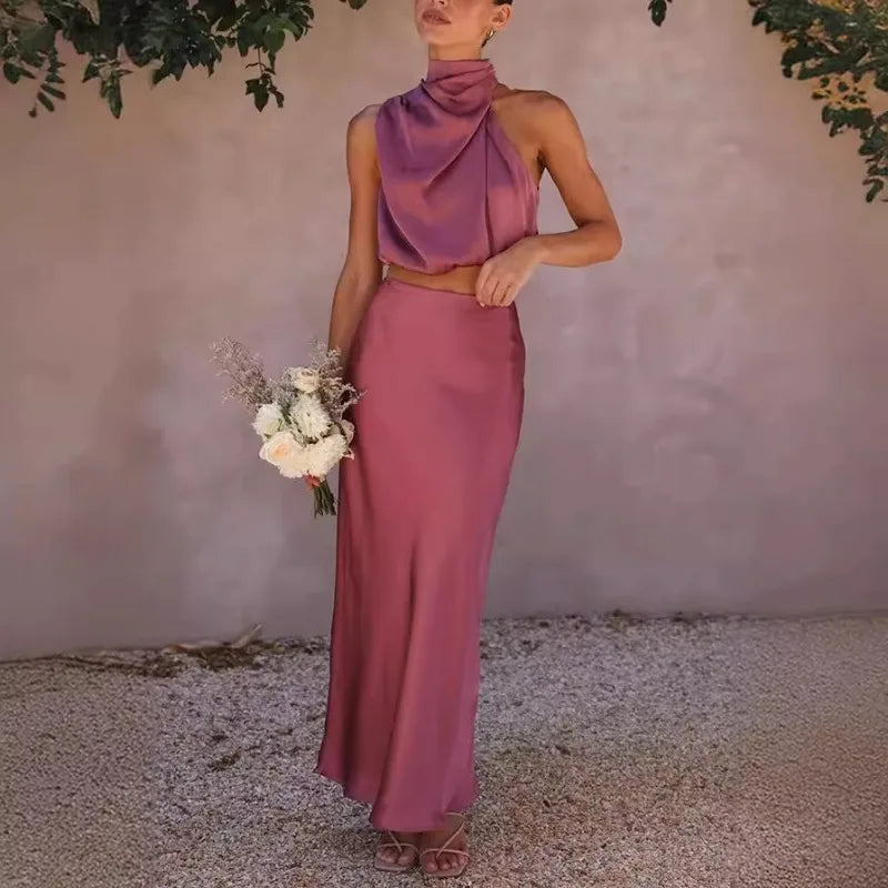 Ensemble haut col montant et jupe longue en satin Romane