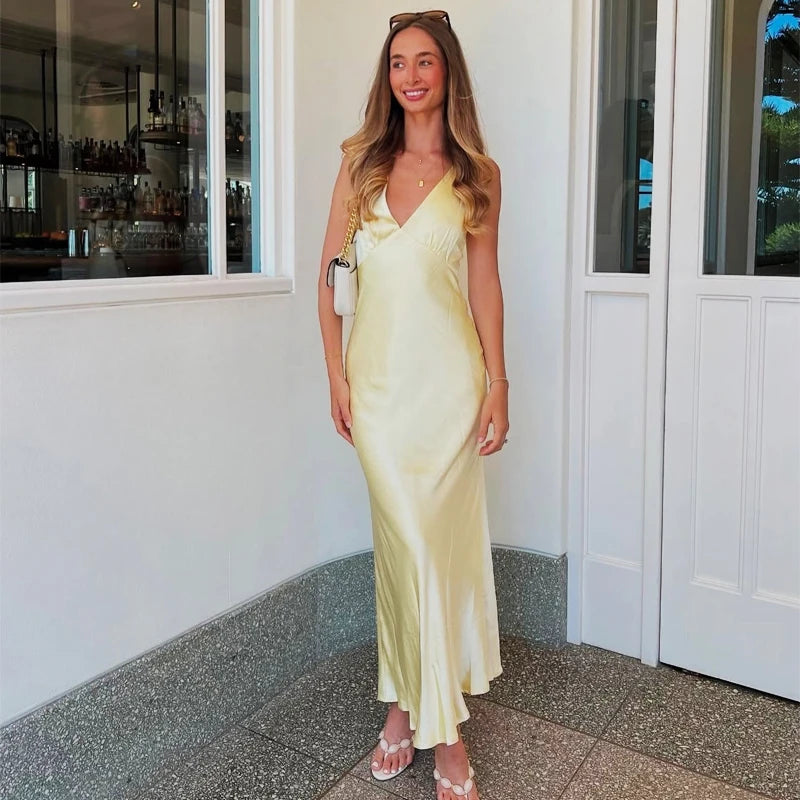Robe nuisette mi-longue en satin Joséphine