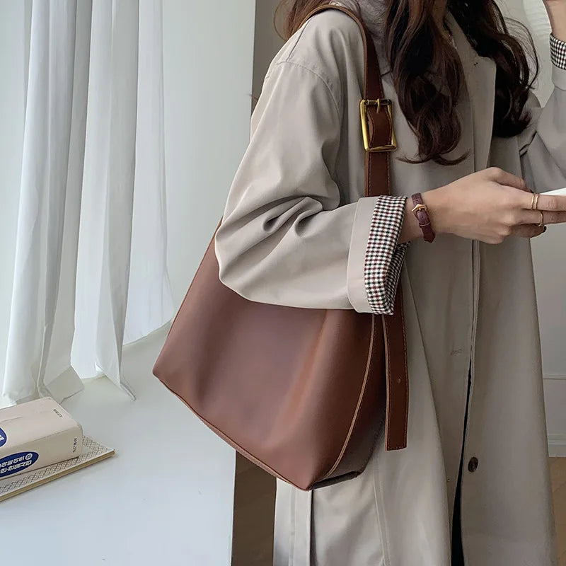 Sac seau avec pochette Ginette
