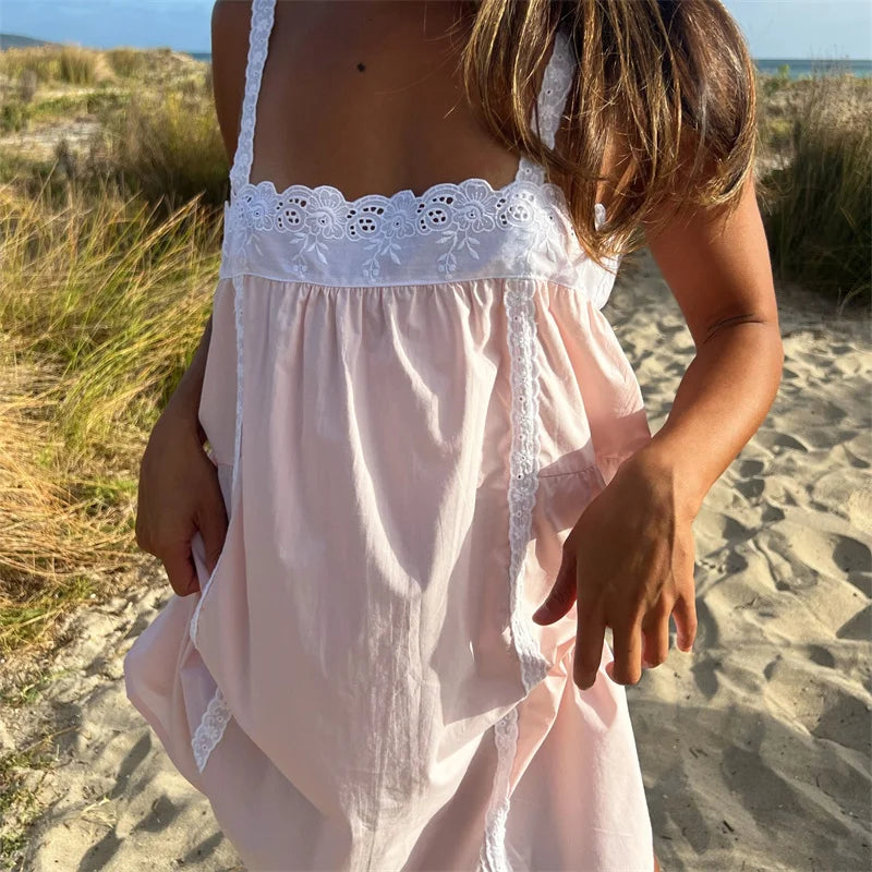 Robe babydoll à volants et dentelle Lucienne