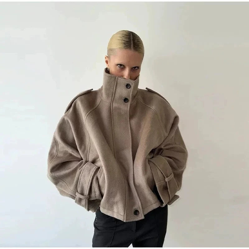 Veste boutonnée à col montant Geneviève