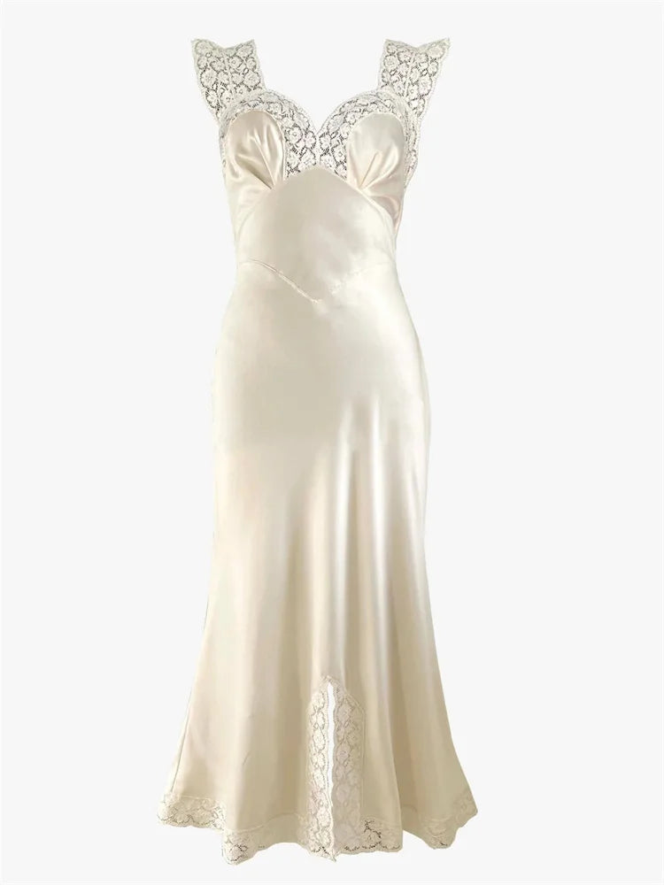 Robe longue en satin et dentelle Victoire
