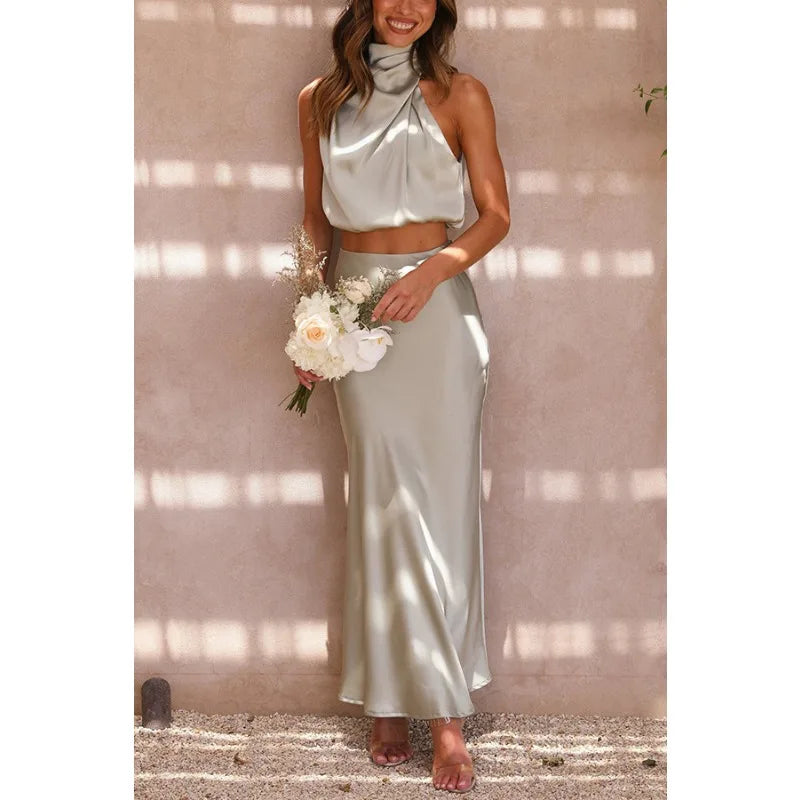 Ensemble haut col montant et jupe longue en satin Romane