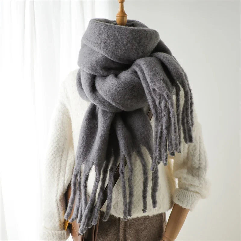 Grand foulard doux à franges Nadia