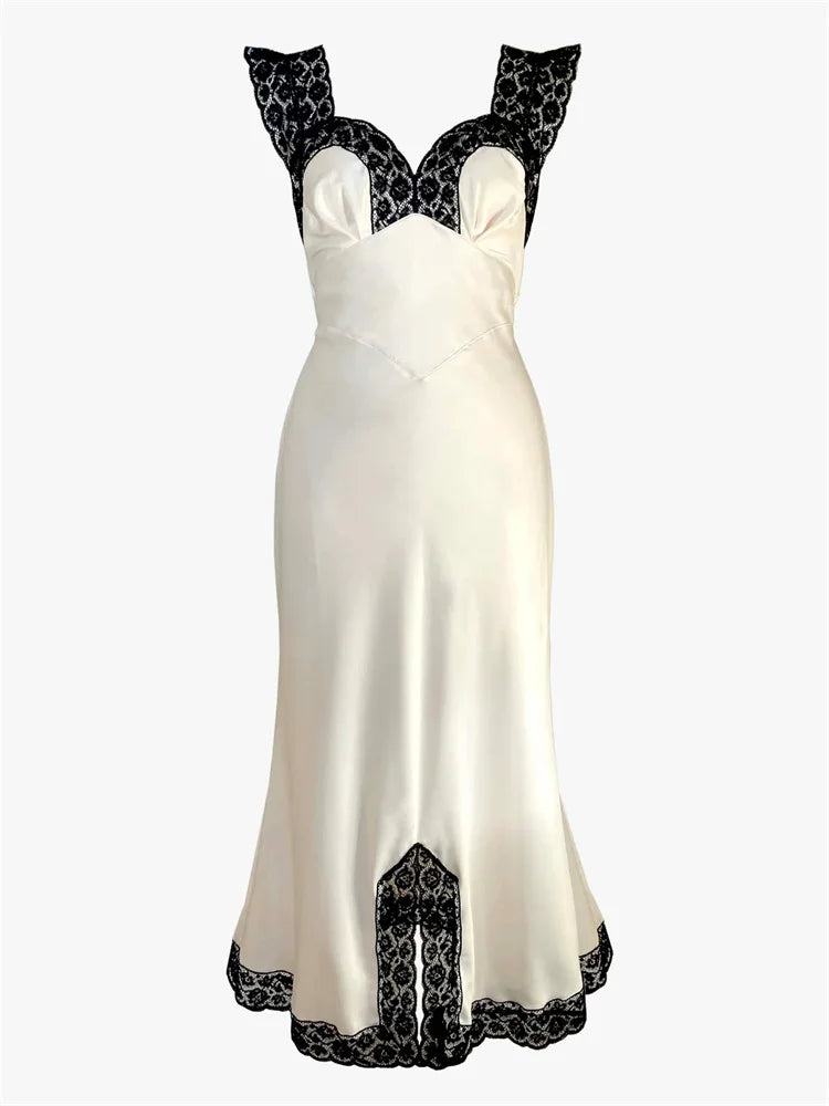 Robe longue en satin et dentelle Victoire