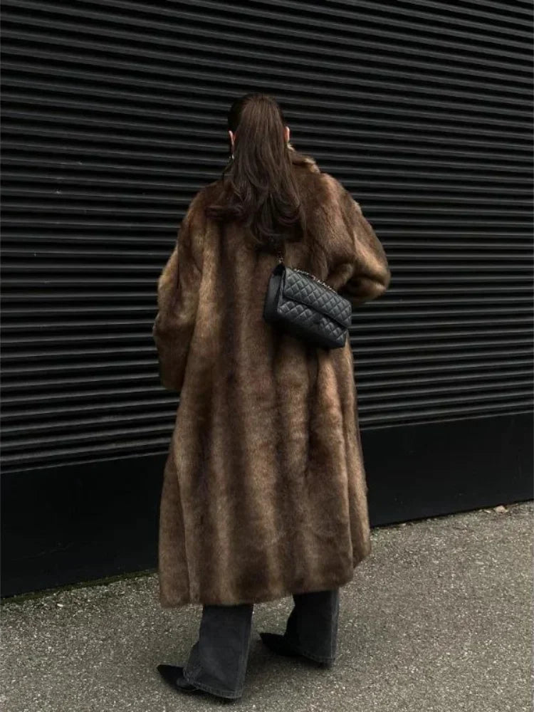 Manteau oversize en fausse fourrure Fanny
