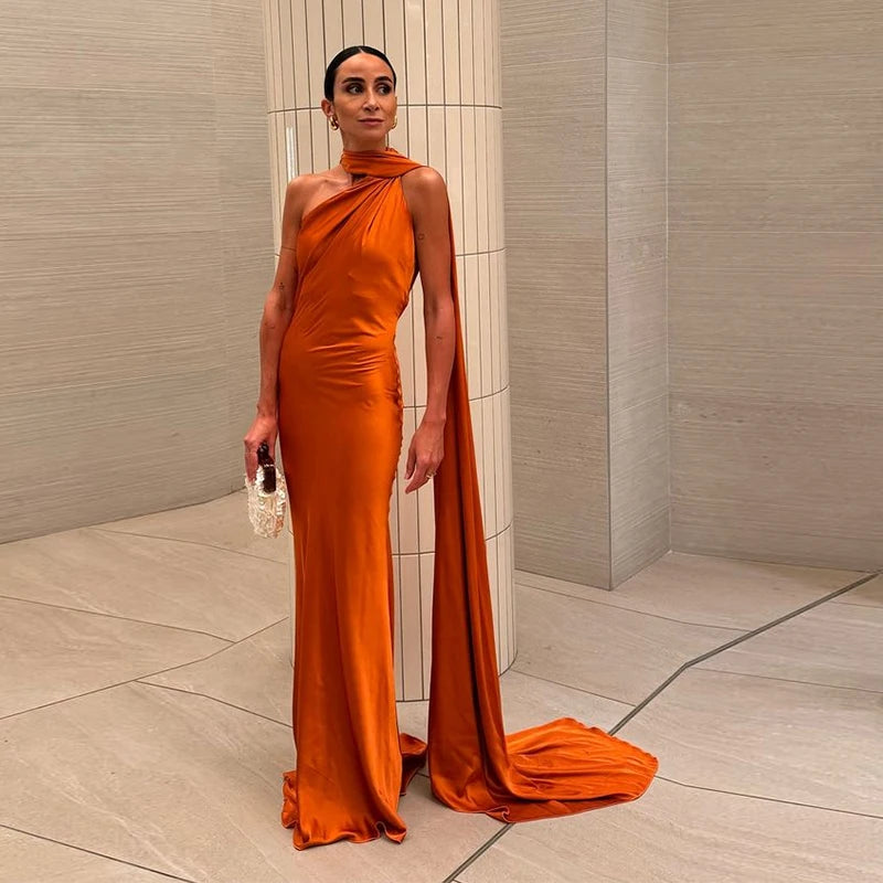 Robe de soirée en satin à ruban Isaure