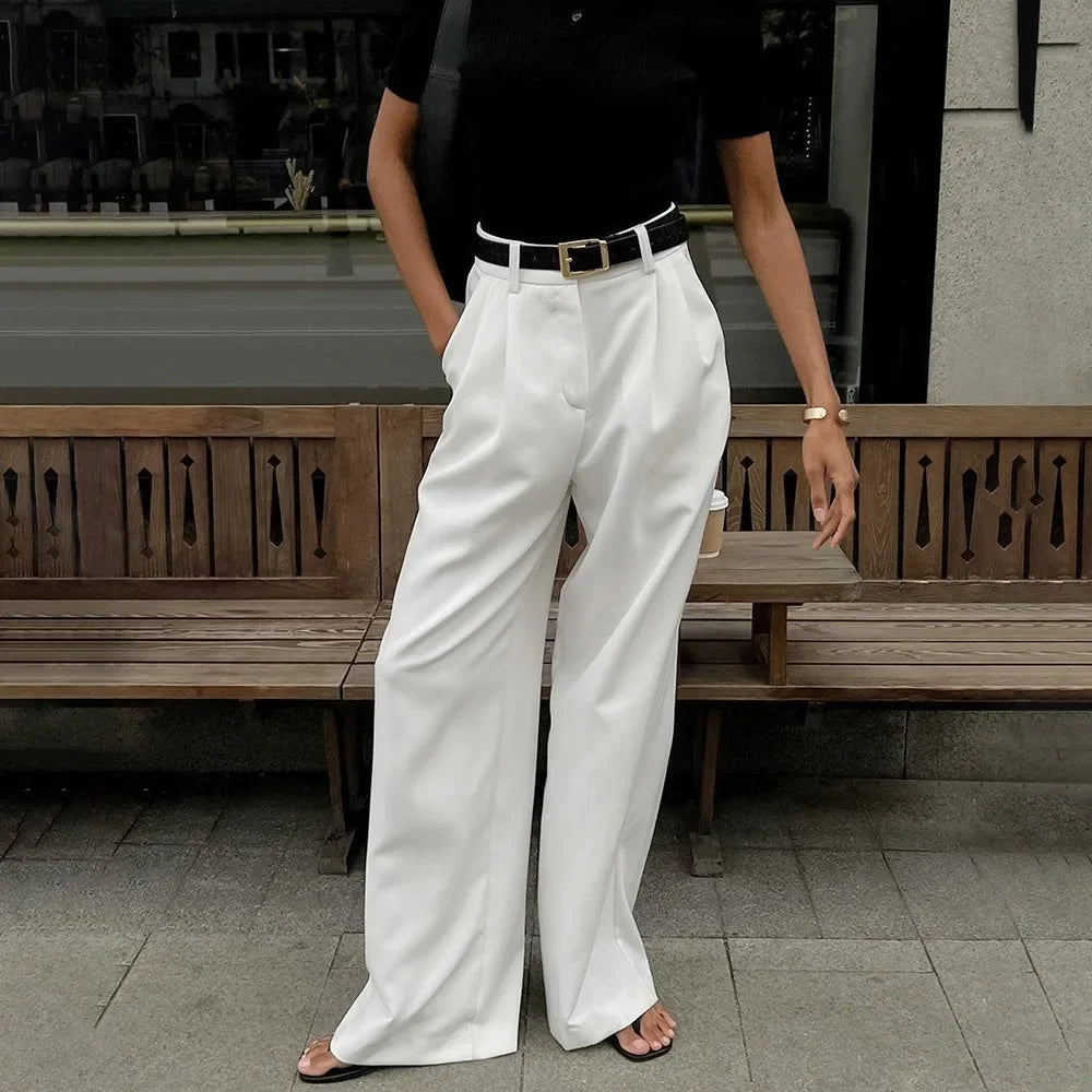 Weite Hose mit hoher Taille Lorette