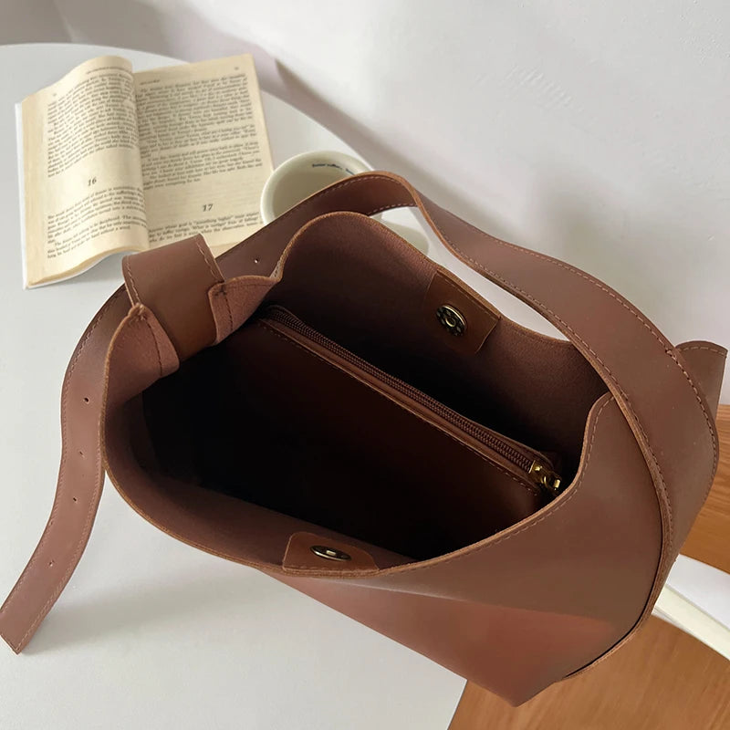 Sac seau avec pochette Ginette