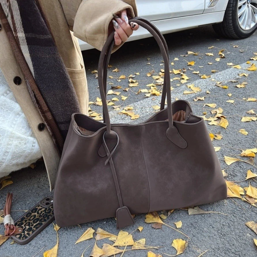 Grand sac porté épaule effet suède Augustine