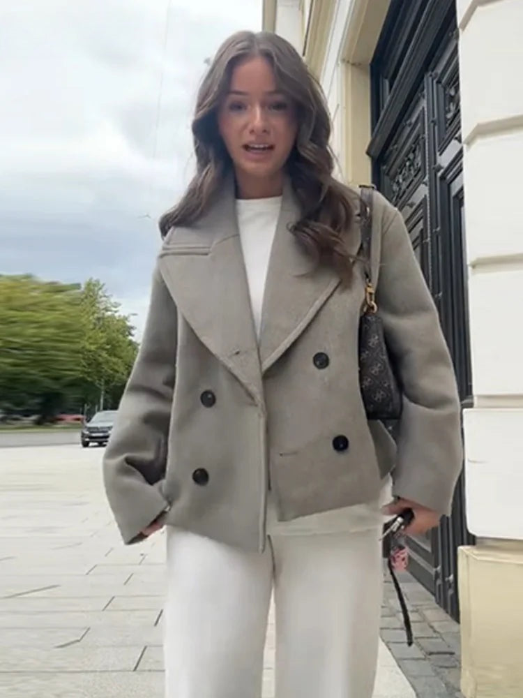 Manteau court à double boutonnage Victoria
