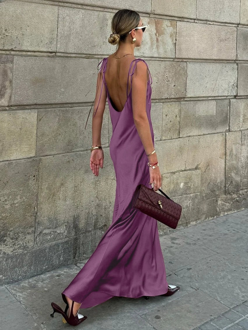 Robe longue fluide en satin Élia