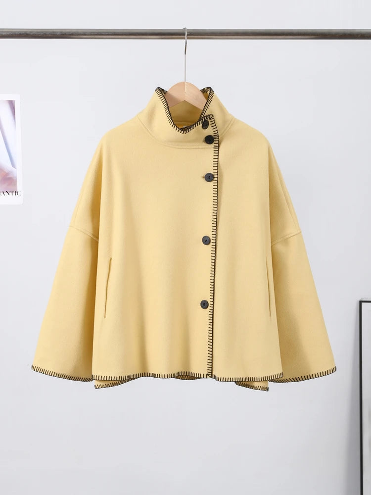 Manteau court à col montant Margaux-Anne