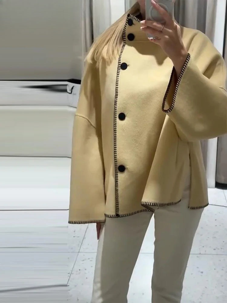 Manteau court à col montant Margaux-Anne