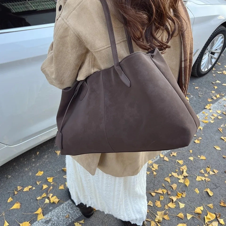 Grand sac porté épaule effet suède Augustine