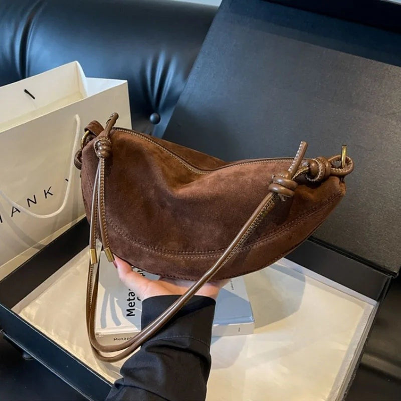Petit sac bandoulière arrondi effet suède Bertille