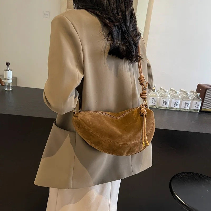 Petit sac bandoulière arrondi effet suède Bertille