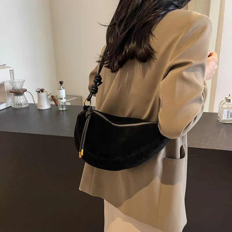 Petit sac bandoulière arrondi effet suède Bertille